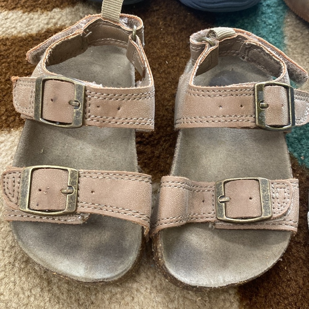 Toddler boys Shoes set of 4 size 6 - Picture 2 of 12